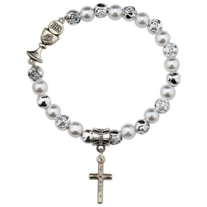 Communion Pearl and Rosebud Stretch Rosary Bracelet